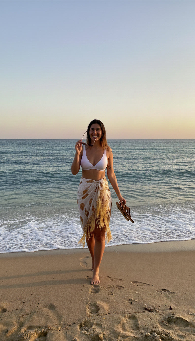 Farm rio Printed Beach Cover-Up with Painted Shell Design Sarong