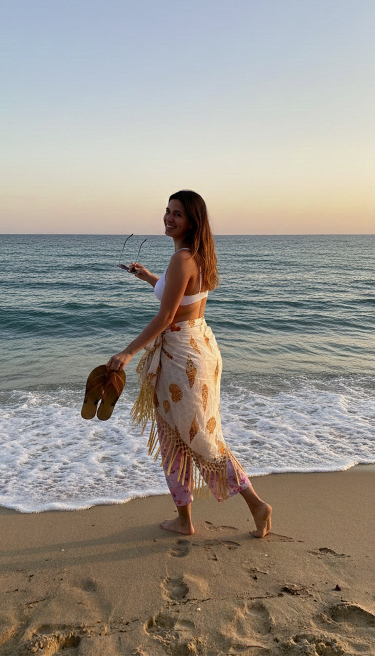 Farm rio Printed Beach Cover-Up with Painted Shell Design Sarong